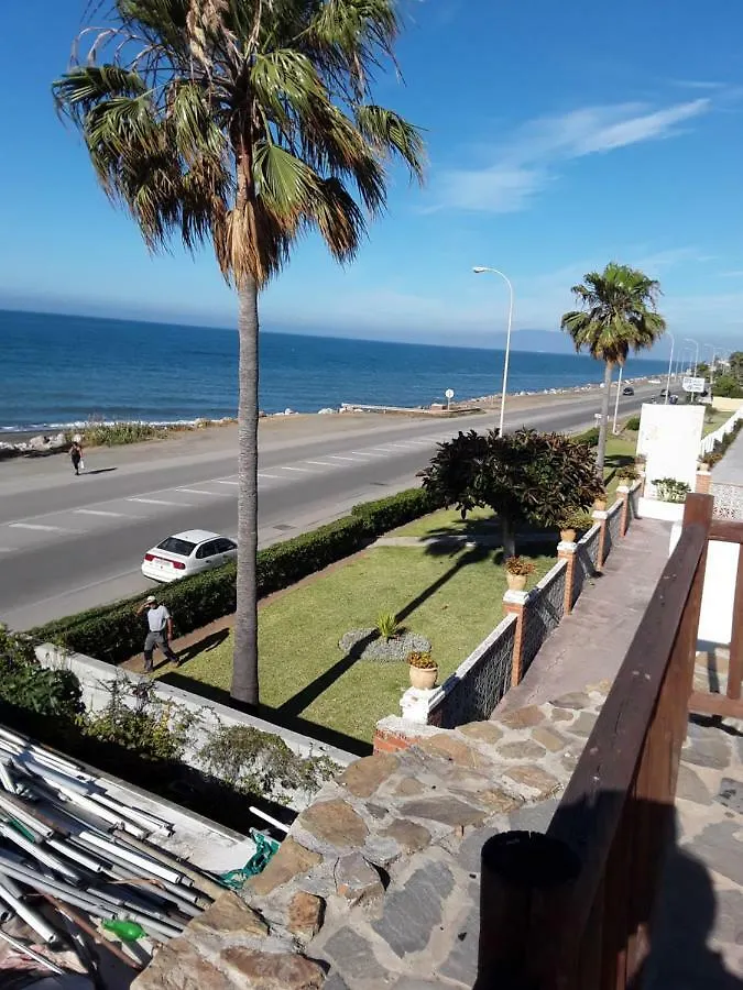 Precioso chalet con mar a 50 metros. Chilches  Сasa de vacaciones